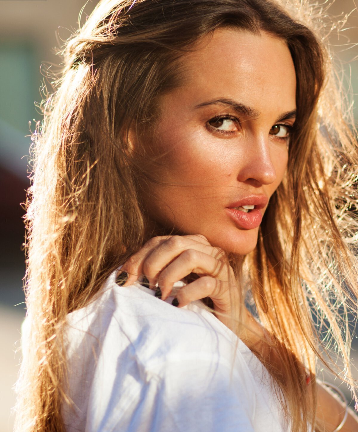 Detroit non surgical rhinoplasty model with blonde hair